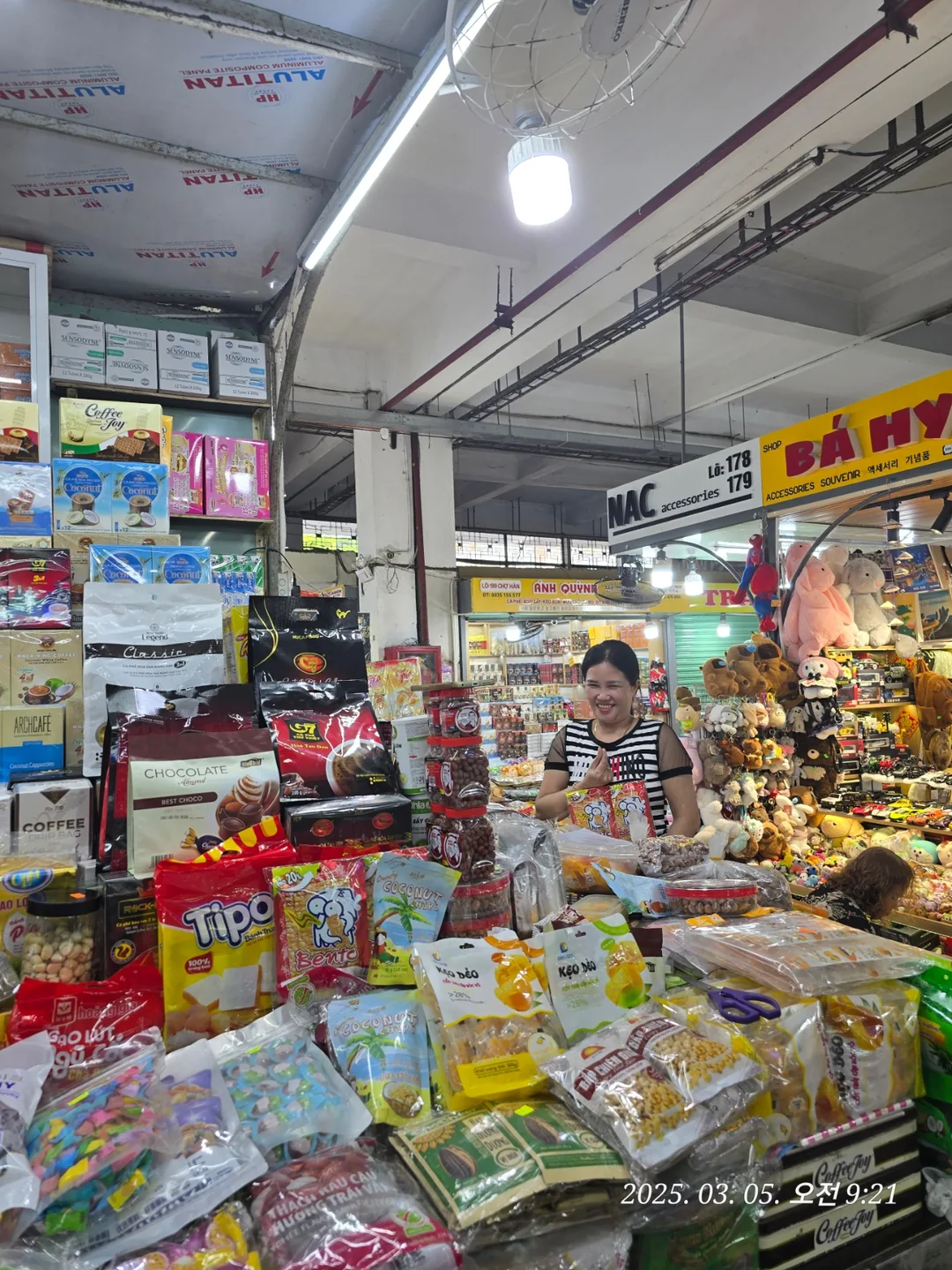 (Thông tin)🚩 So sánh đánh giá 4 "khu chợ tham quan" ở Đà Nẵng