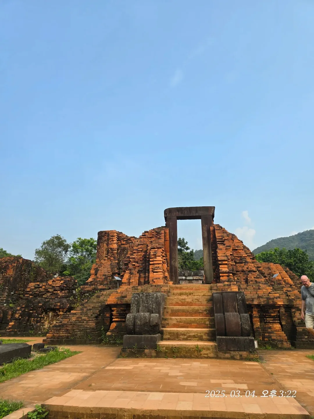 ✈️ 🇻🇳 Lịch trình & review ngày 2 chuyến đi 4 ngày 3 đêm❣️