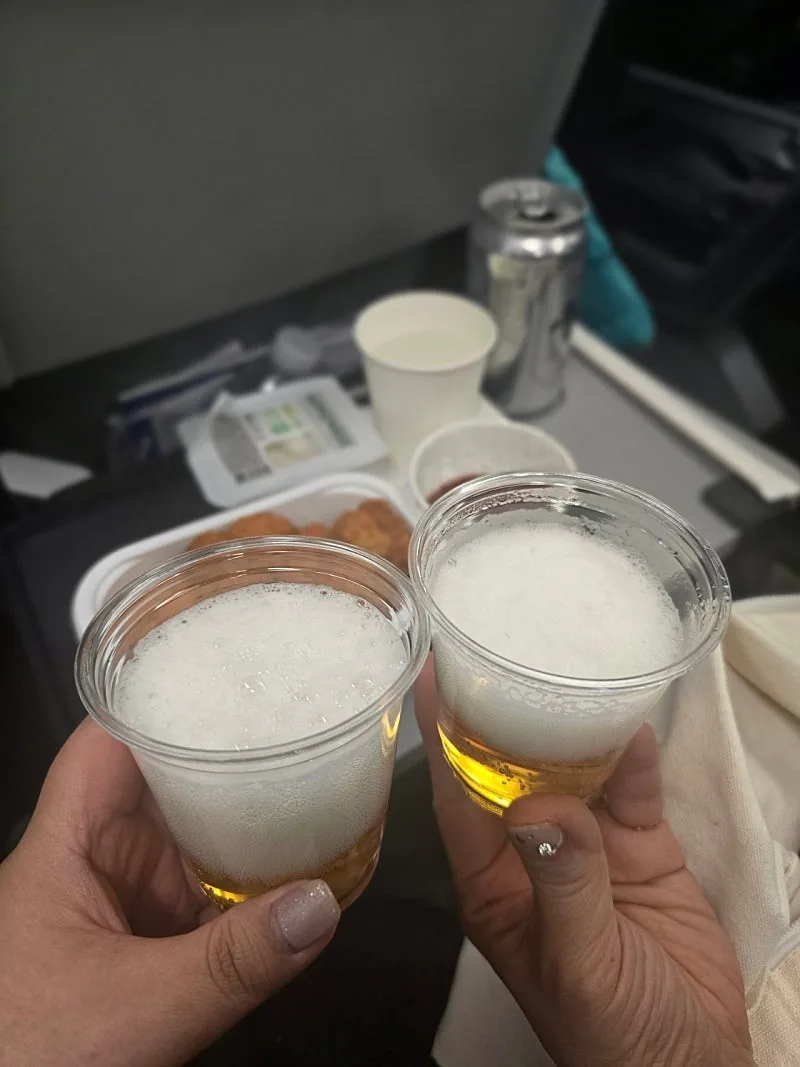 Review Đà Nẵng❣️Hãng bay Parata✈️Bộ combo gà rán bia (chimaek) mình chấm mấy điểm nhỉ~🍗🍺