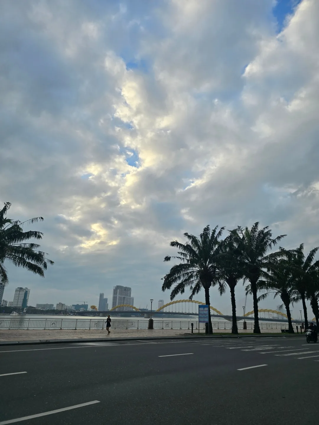 Review Đà Nẵng❣️Khung cảnh buổi sáng thường thấy ở Đà Nẵng