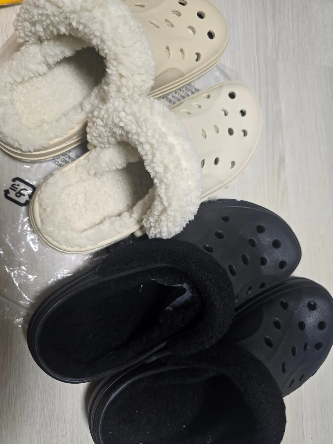 Review Đà Nẵng❣️ Mua dép Crocs lông ở chợ Hàn!