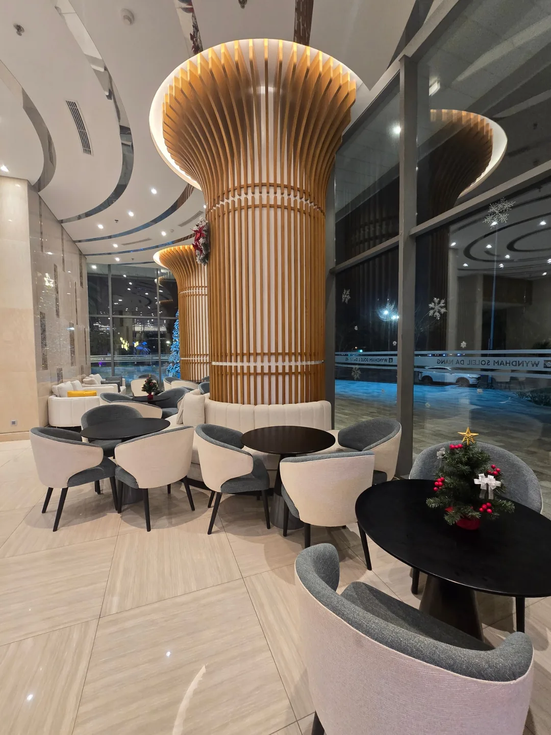 Review Đà Nẵng❣️Check-in Wyndham Soleil Danang Hotel!!