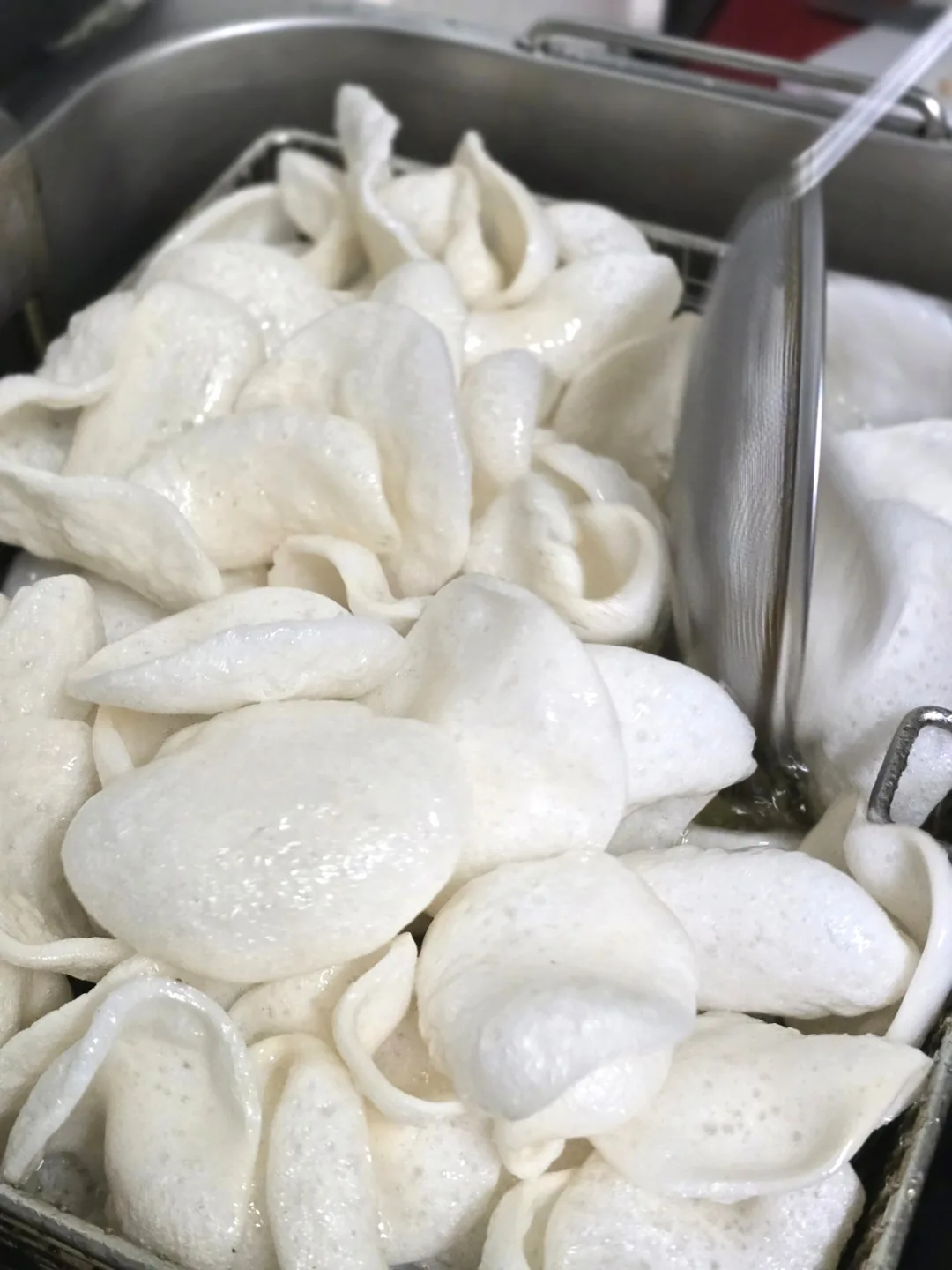 Review Đà Nẵng ❣️ Món ăn vặt quốc dân Việt Nam ✨️ Mua bánh phồng tôm về ăn thử 😋