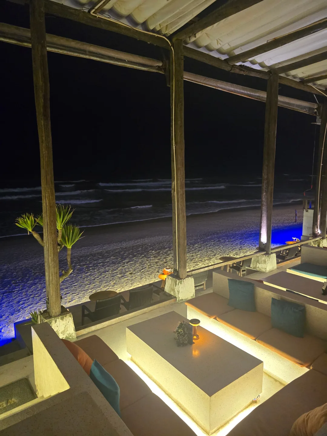Review Đà Nẵng❣️Lounge Beach Bar - Restaurant
