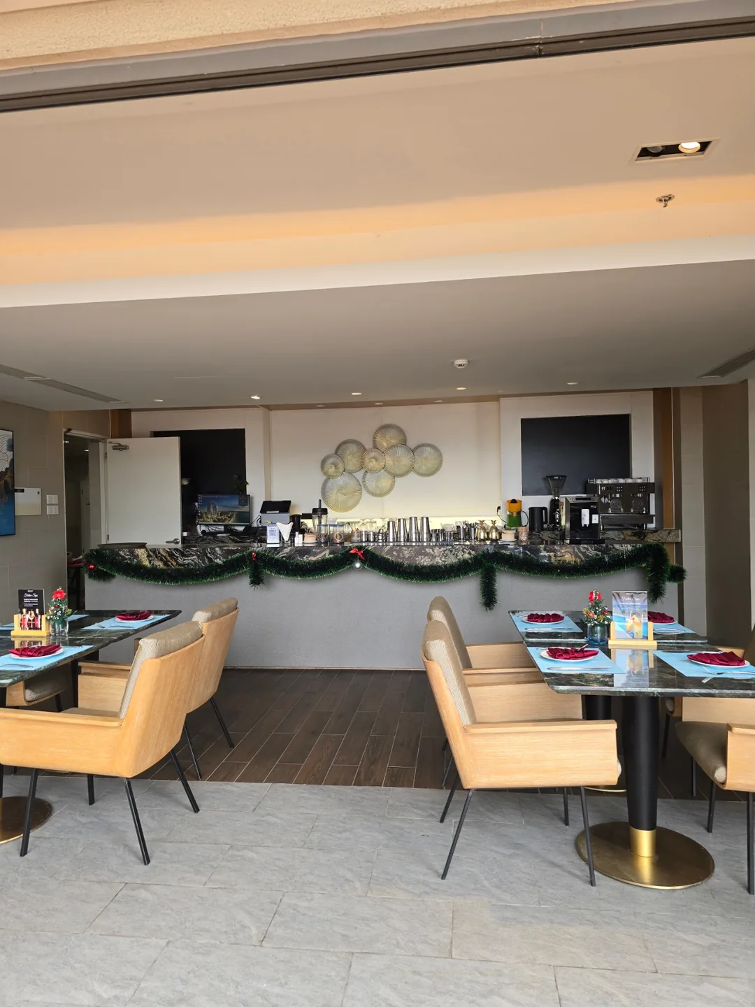 Review Đà Nẵng❣️Wyndham Soleil Danang Hotel - Tiện ích