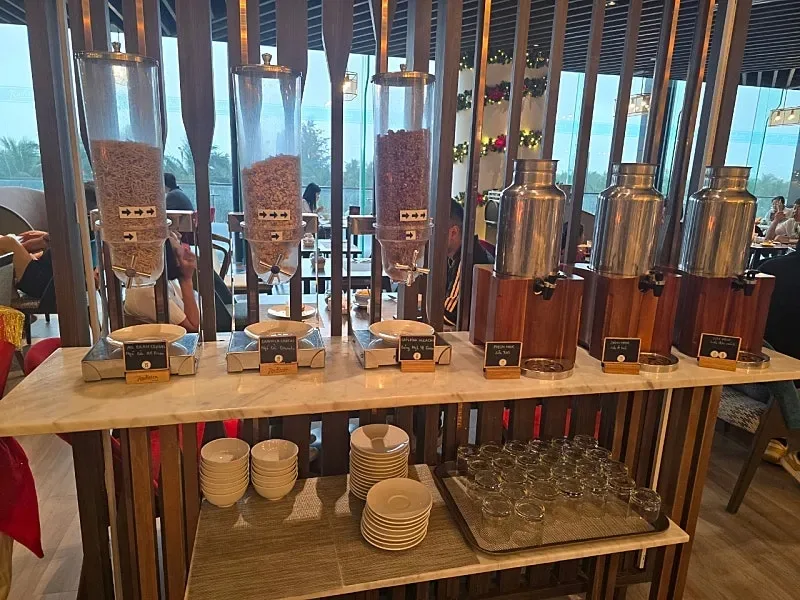 Review Đà Nẵng ❣️ Bữa sáng khách sạn Radisson 🥢