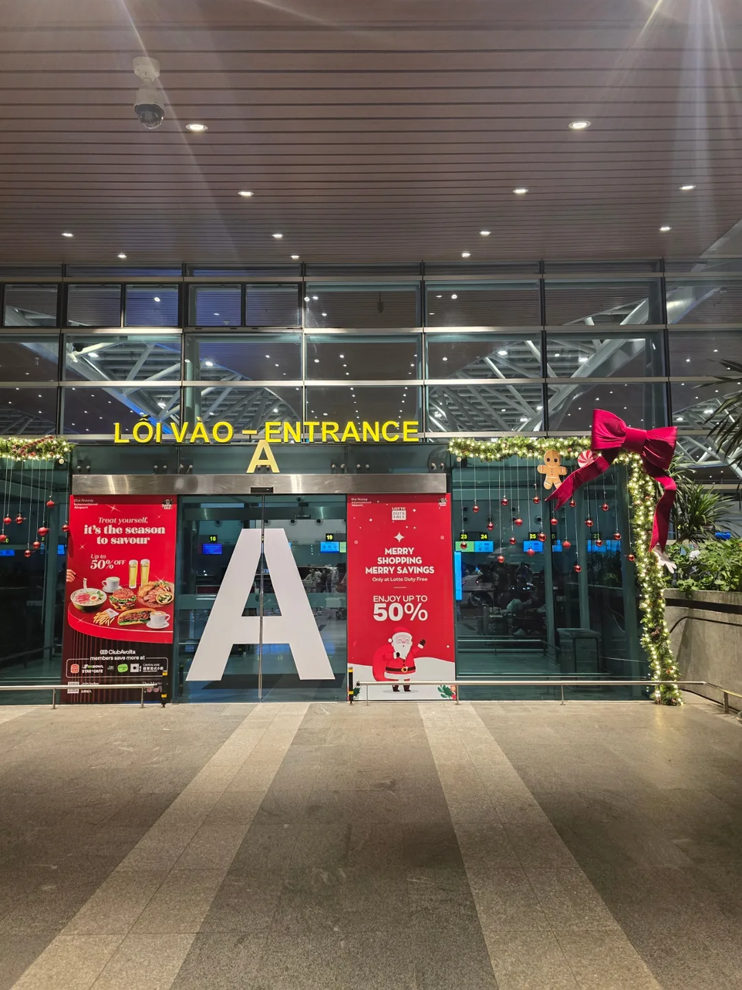 Review Đà Nẵng — xuất cảnh siêu nhanh nhờ fast track! ✈️