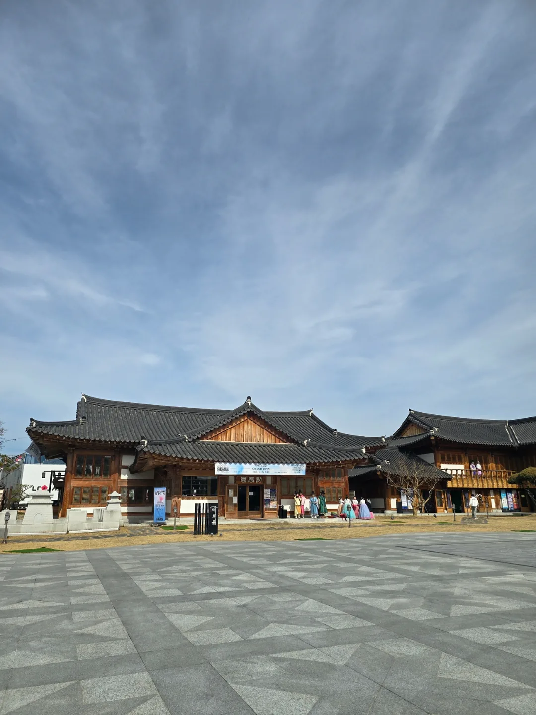 ❣️ (Du lịch) Quán cà phê hanok truyền thống Namwon "Mongchunwon