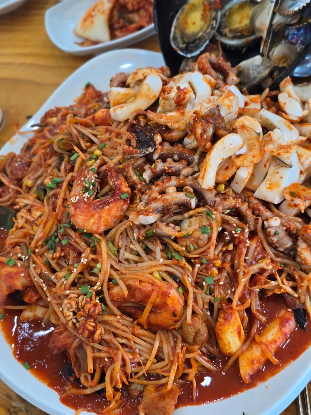 ❣️(Du lịch) Quán hải sản hấp (haemul-jjim) nổi tiếng ở làng Bamil, Gwangmyeong