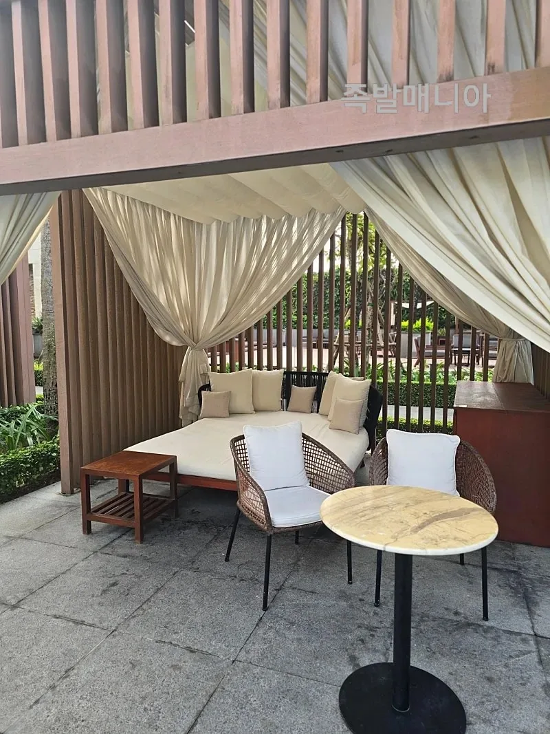 Tip sử dụng hồ bơi tại Shilla Monogram Đà Nẵng 🏊
