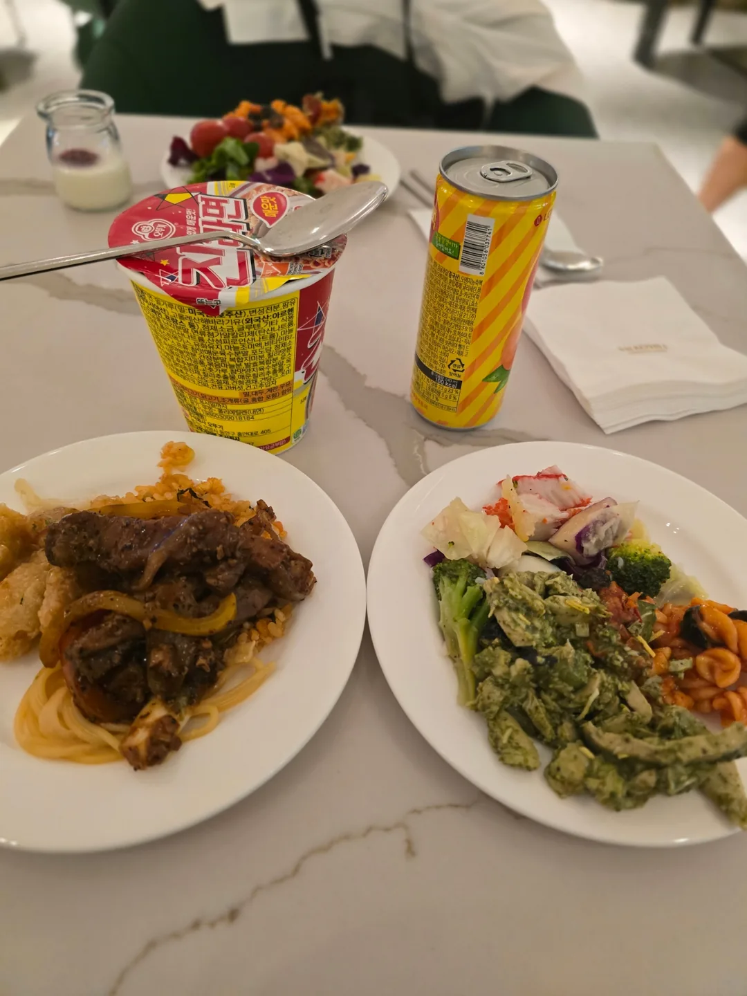 Review Đà Nẵng❣️Phòng chờ Martina sân bay Incheon🥢