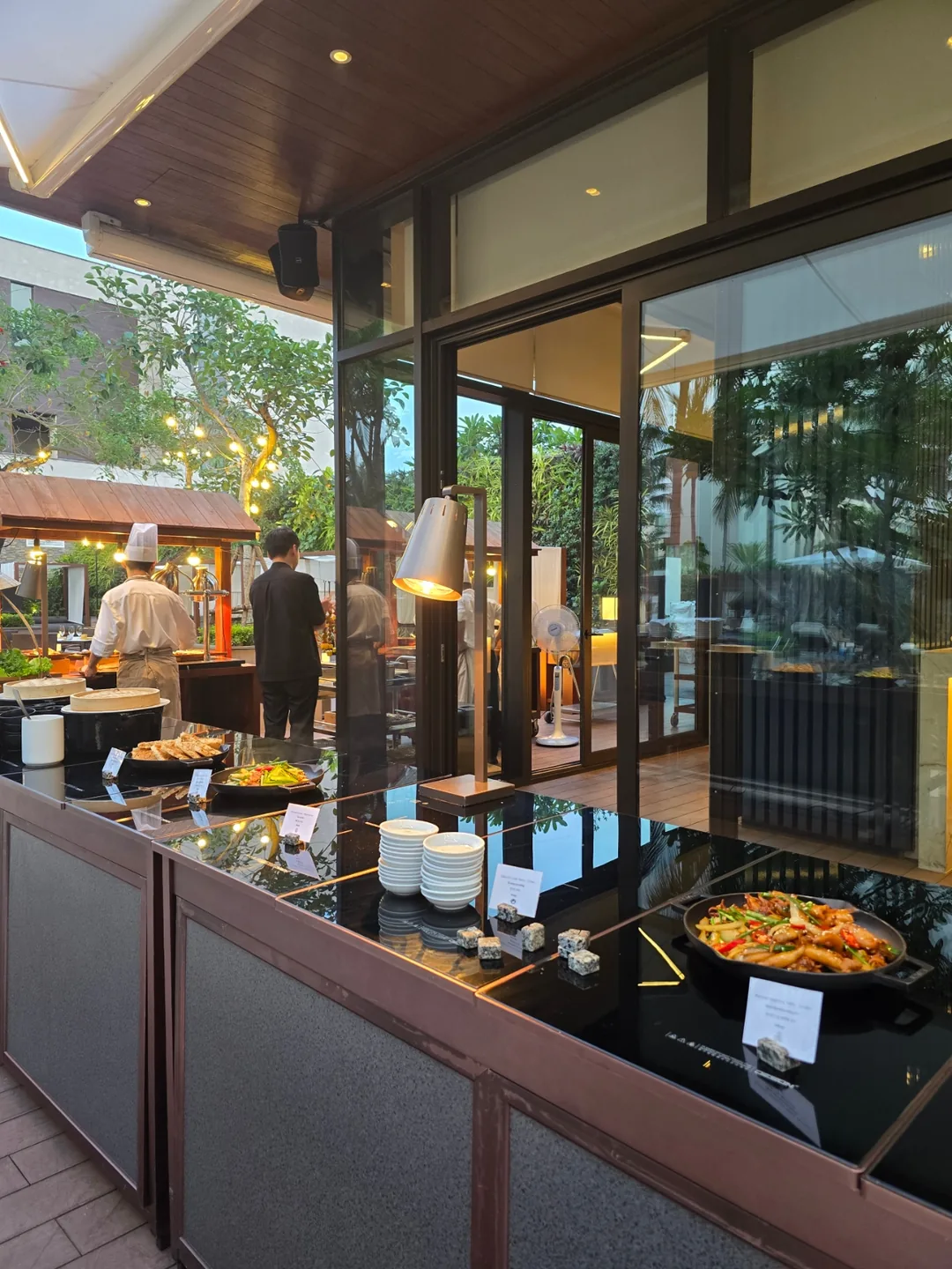 Shilla Monogram Đà Nẵng BISTRO M GRILL & CHILL BBQ 🍖