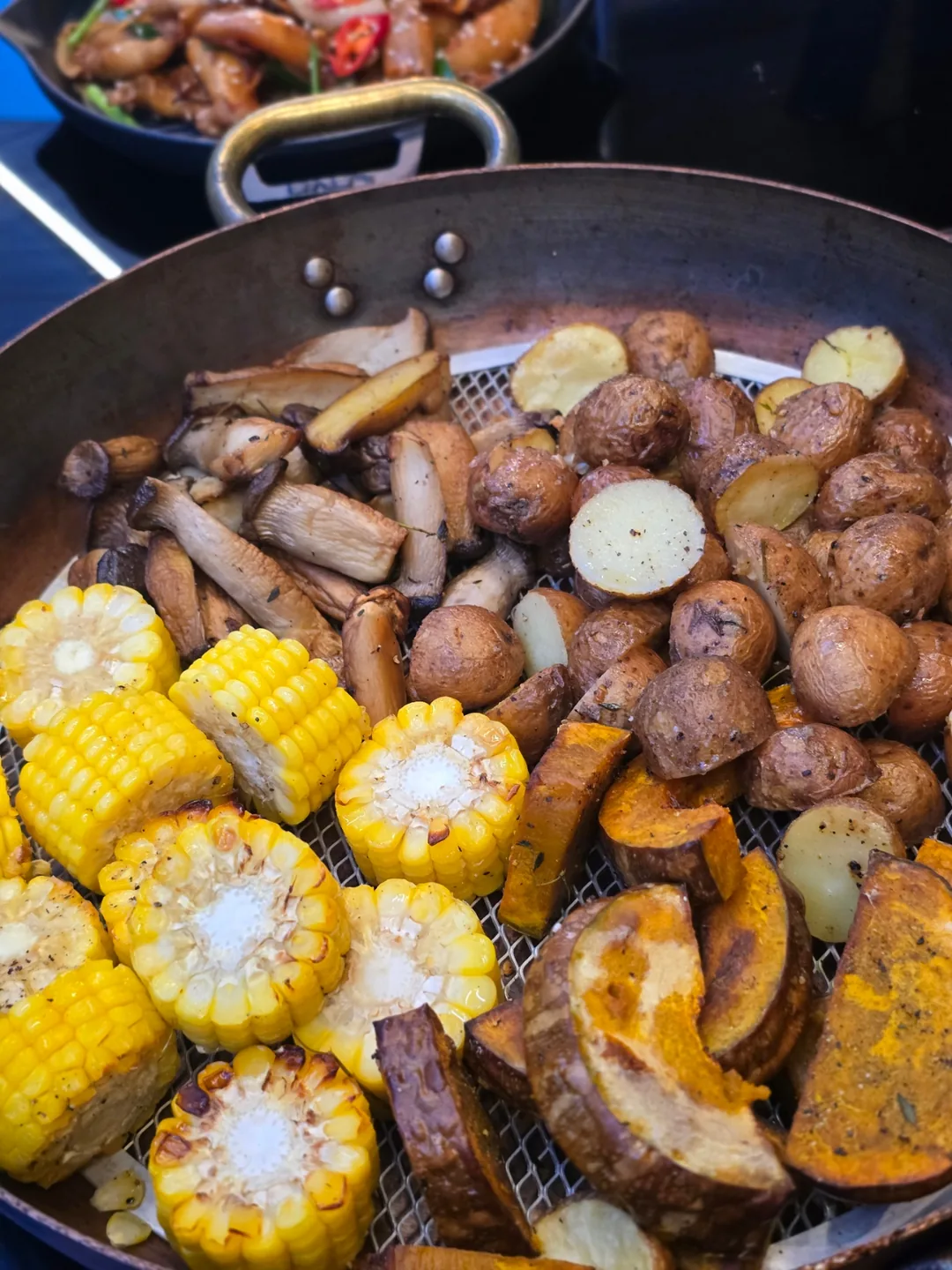 Shilla Monogram Đà Nẵng BISTRO M GRILL & CHILL BBQ 🍖