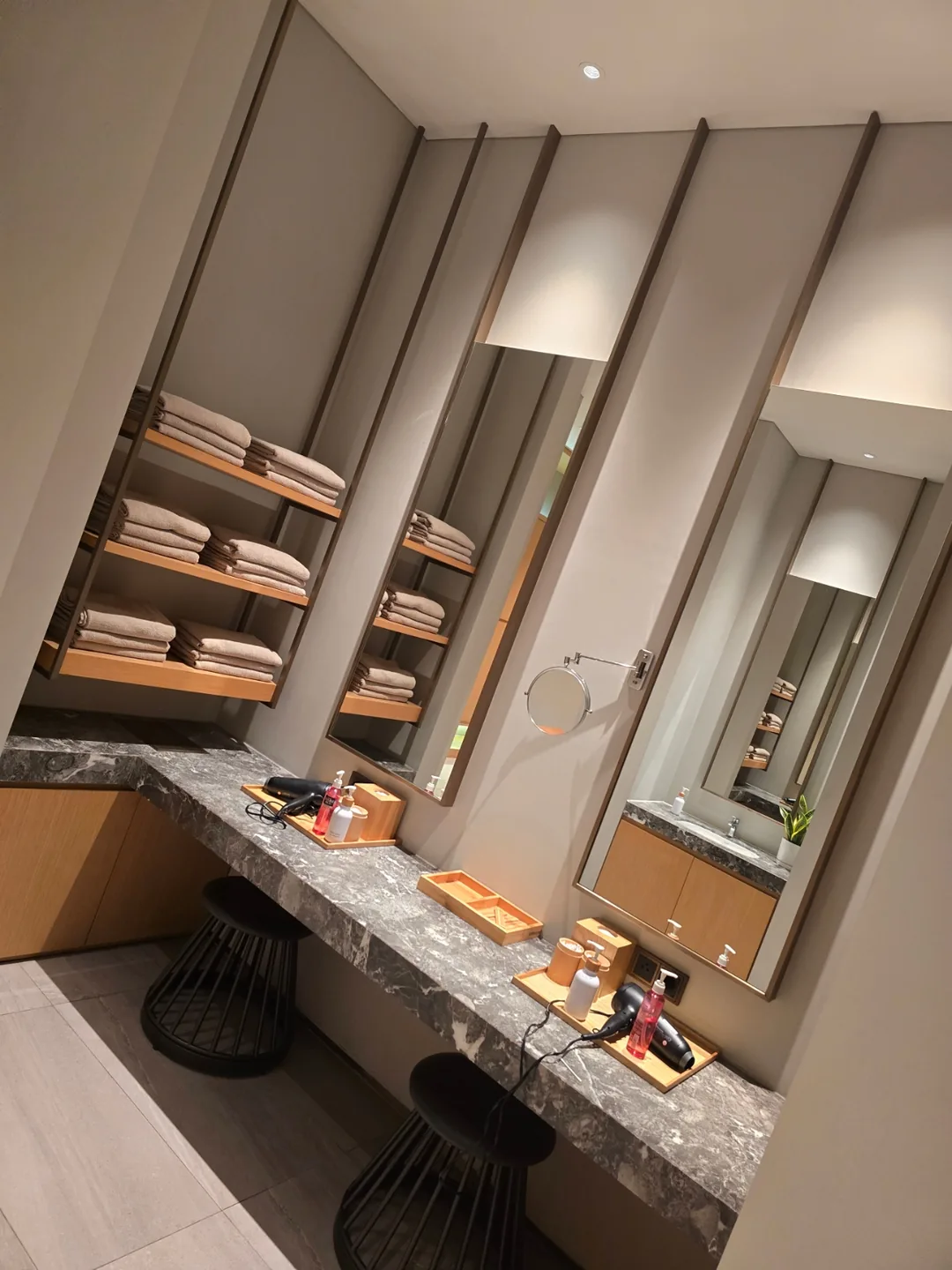 Shilla Monogram Đà Nẵng - Tiện ích 1 — Vườn trị liệu & Sauna ♨️