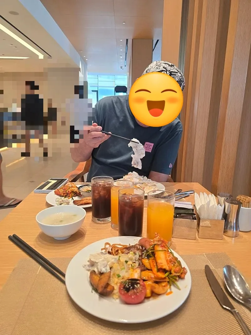 Shilla Monogram Đà Nẵng là quán ăn sáng ngon 😋