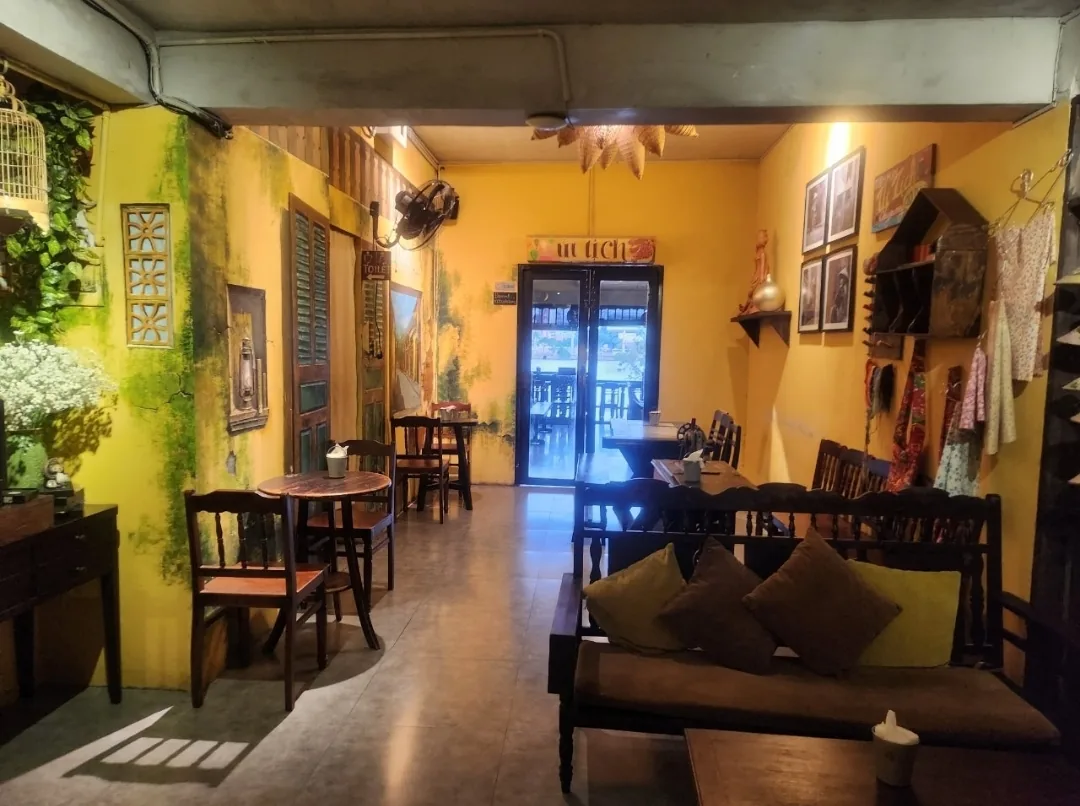 Quán cà phê liên kết "Wootique Cafe