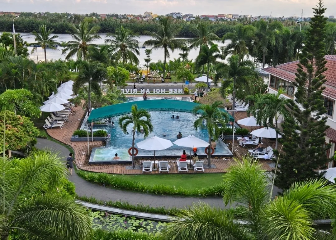 Khuyến mãi khách sạn địa phương Đà Nẵng "Hoi An Silk Sense River Resort