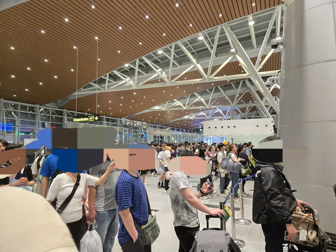 Khuyến mãi vé "Làn ưu tiên xuất cảnh (Departure Fast Track)