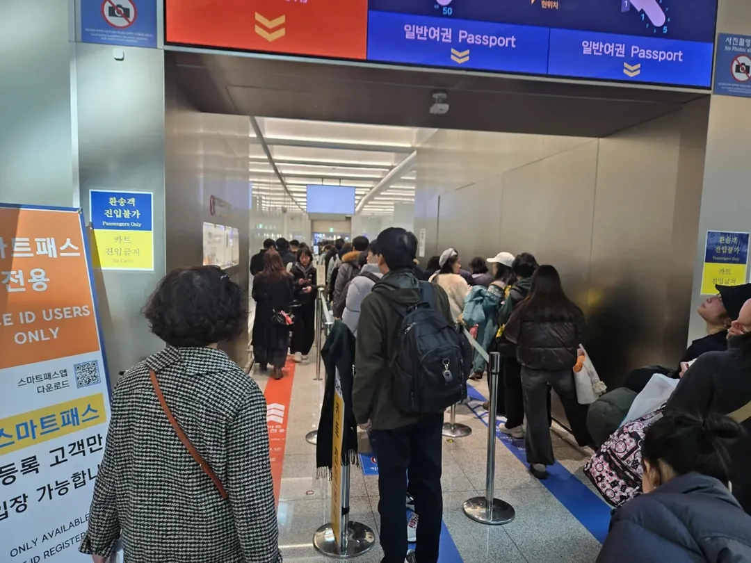 🇻🇳✍️ Nhật ký chuyến đi 8, review 5. Sân bay Incheon nhà ga 1 đông nghẹt luôn ㅠ