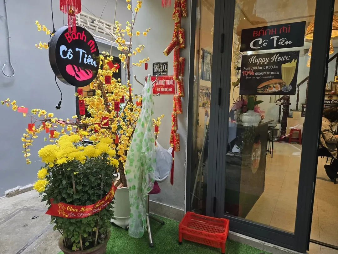 🇻🇳✍️ Review quận 8 lần thứ 10. Đi ăn bánh mì trứng ở Bánh Mì Cô Tiên nào...