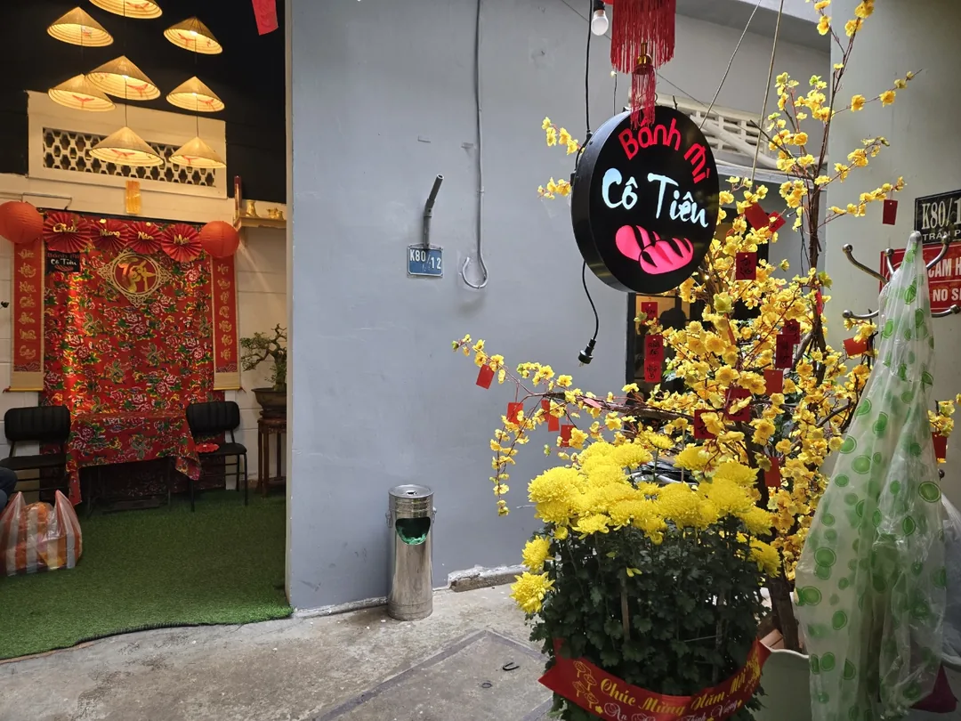 🇻🇳✍️ Review quận 8 lần thứ 10. Đi ăn bánh mì trứng ở Bánh Mì Cô Tiên nào...
