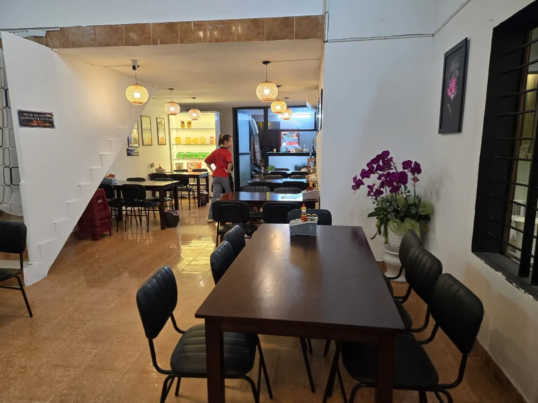 🇻🇳✍️ Review quận 8 lần thứ 10. Đi ăn bánh mì trứng ở Bánh Mì Cô Tiên nào...
