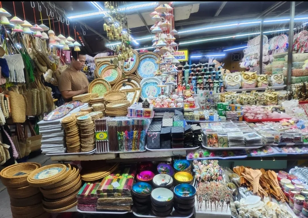 🇻🇳✍️ Review chuyến đi thứ 8 phần 18. Mua sắm ở chợ đêm Hội An