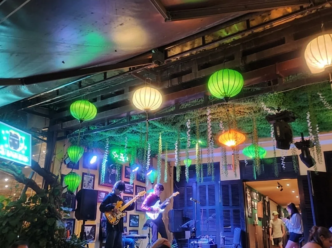 🇻🇳✍️ Review chuyến đi thứ 8 phần 18. Mua sắm ở chợ đêm Hội An
