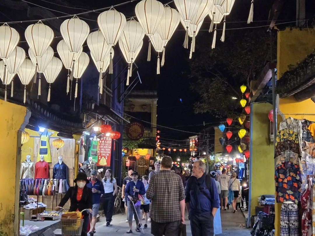 🇻🇳✍️ Nhật ký du lịch lần 8 - Phần 25. Cảnh đêm phố cổ Hội An