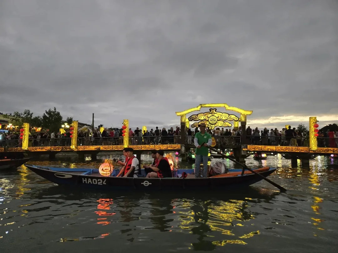 🇻🇳✍️ Nhật ký chuyến đi thứ 8 - phần 34. Tour sinh thái đặc biệt Hội An 4️⃣ Thuyền thả điều ước