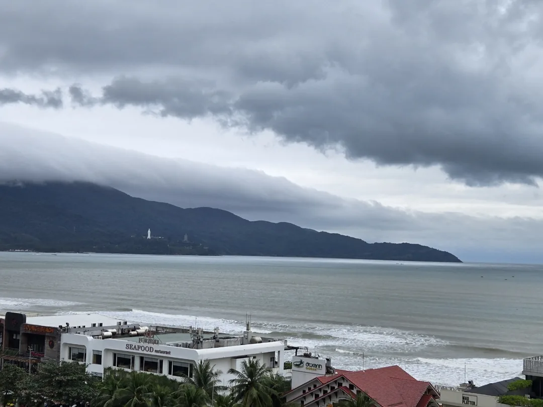 🇻🇳✍️ Review 8 phương 41. Giới thiệu phòng khách sạn Monarch