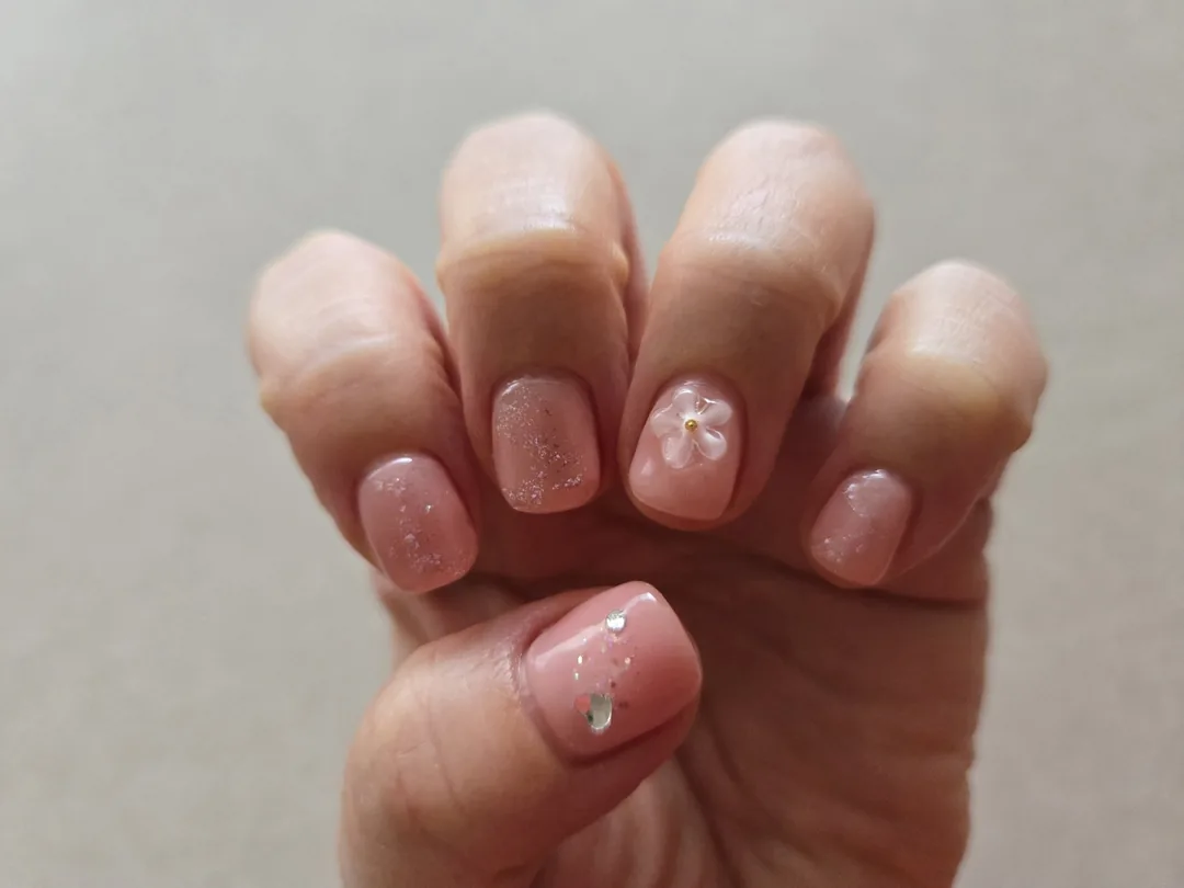 💅 Em đã làm nail đón xuân rồi
