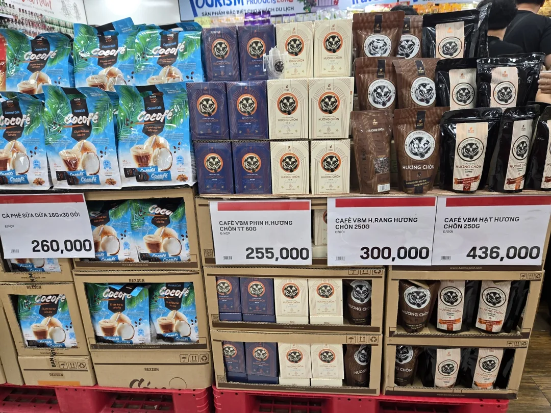 🇻🇳✍️ Phòng 8 review 44. Mua sắm tại tầng 4 Lotte Mart