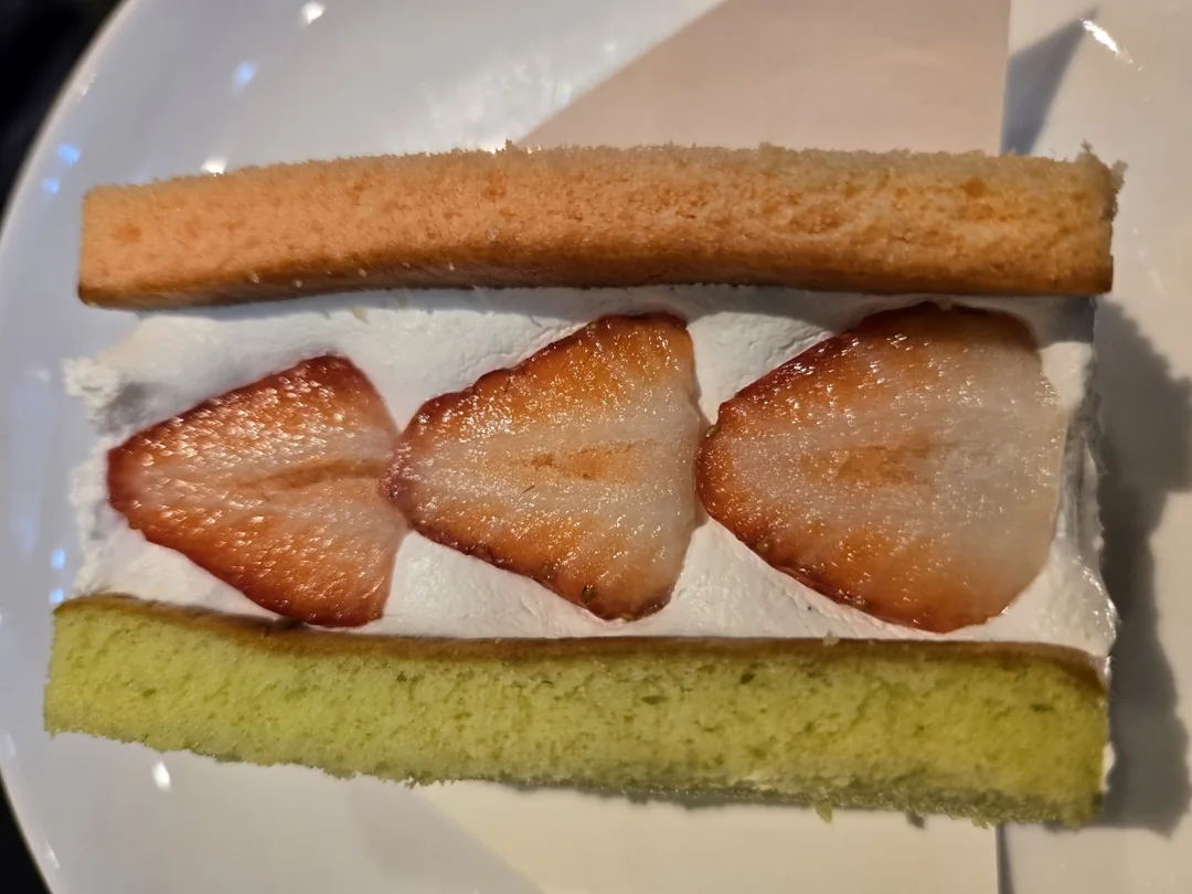 (Du lịch 3) Sokcho Daemyung Delpino Starbucks