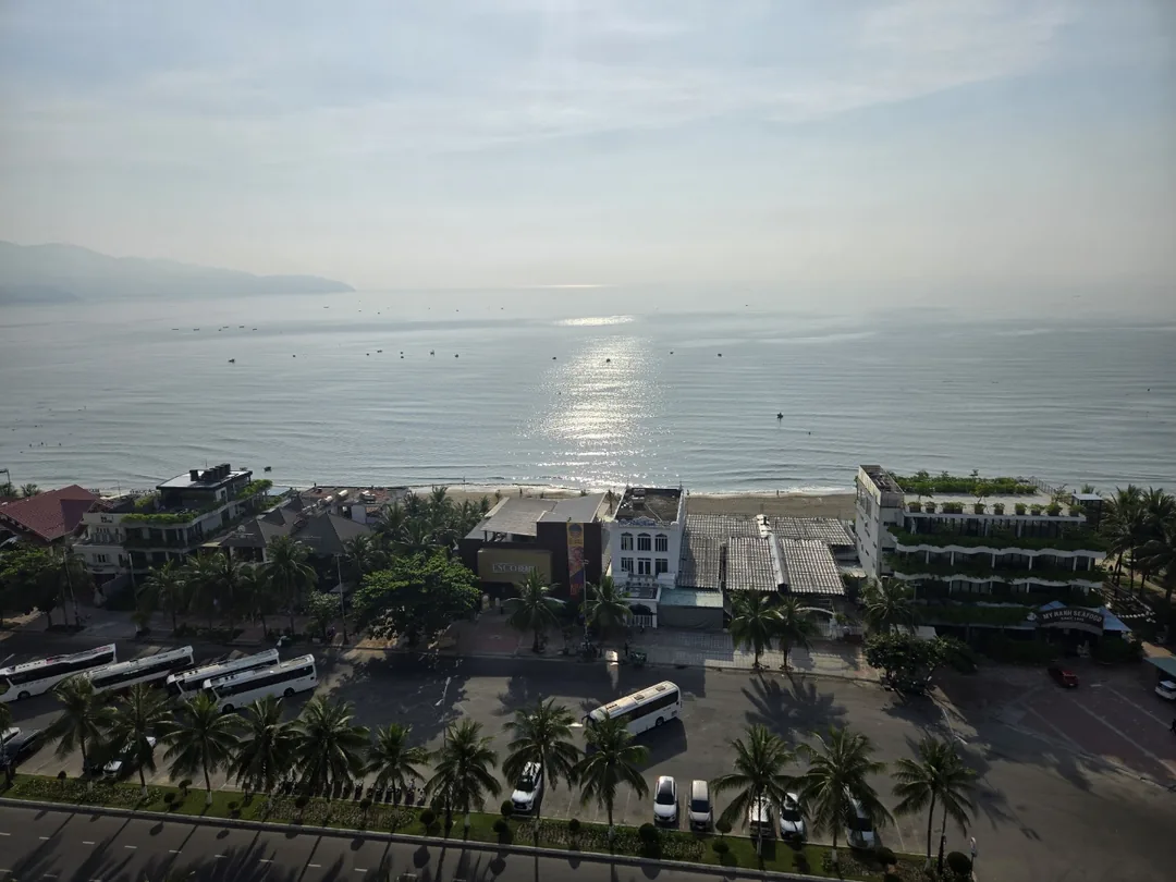 🇻🇳 View bãi biển Mỹ Khê sáng nay