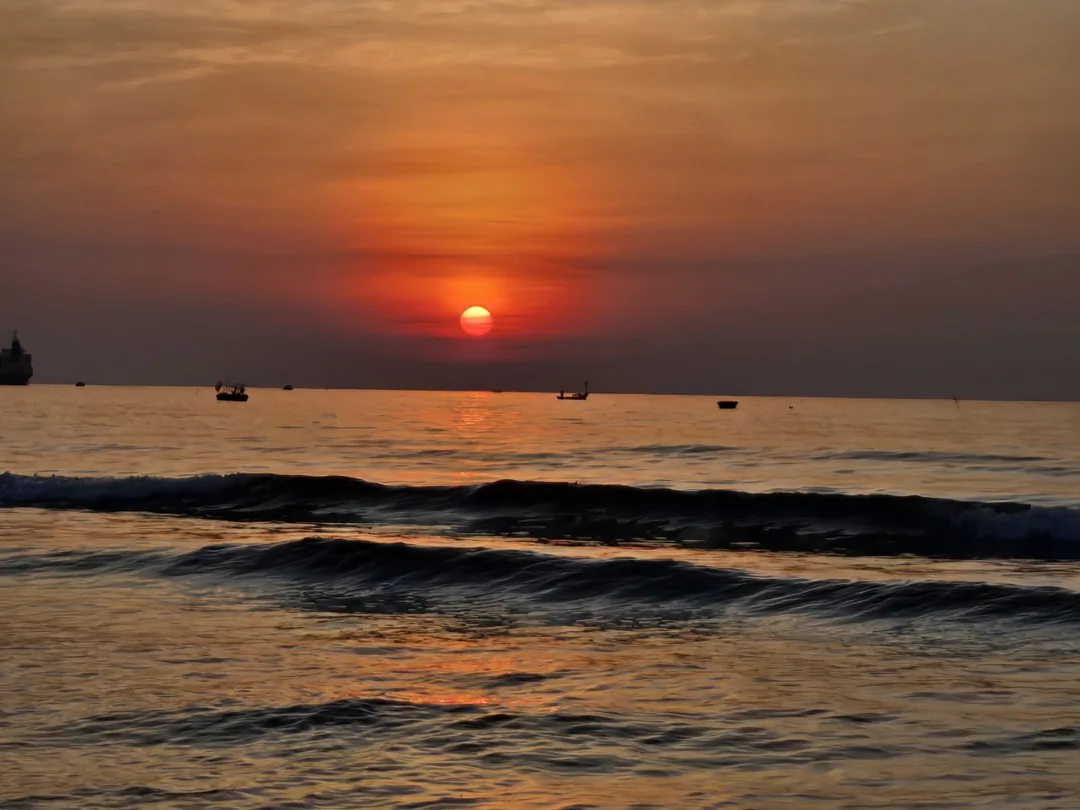 🇻🇳 Bãi biển Mỹ Khê vào giờ này