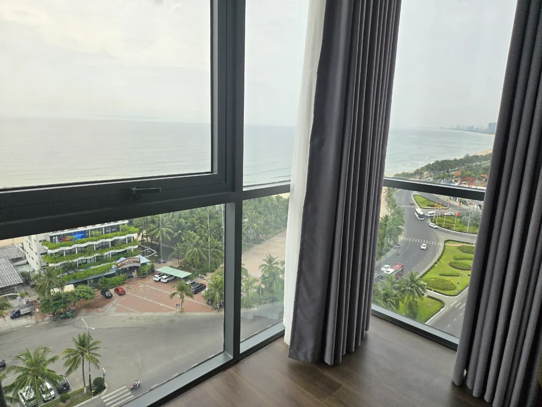 🇻🇳 Khách sạn Phú Long Luxury 1