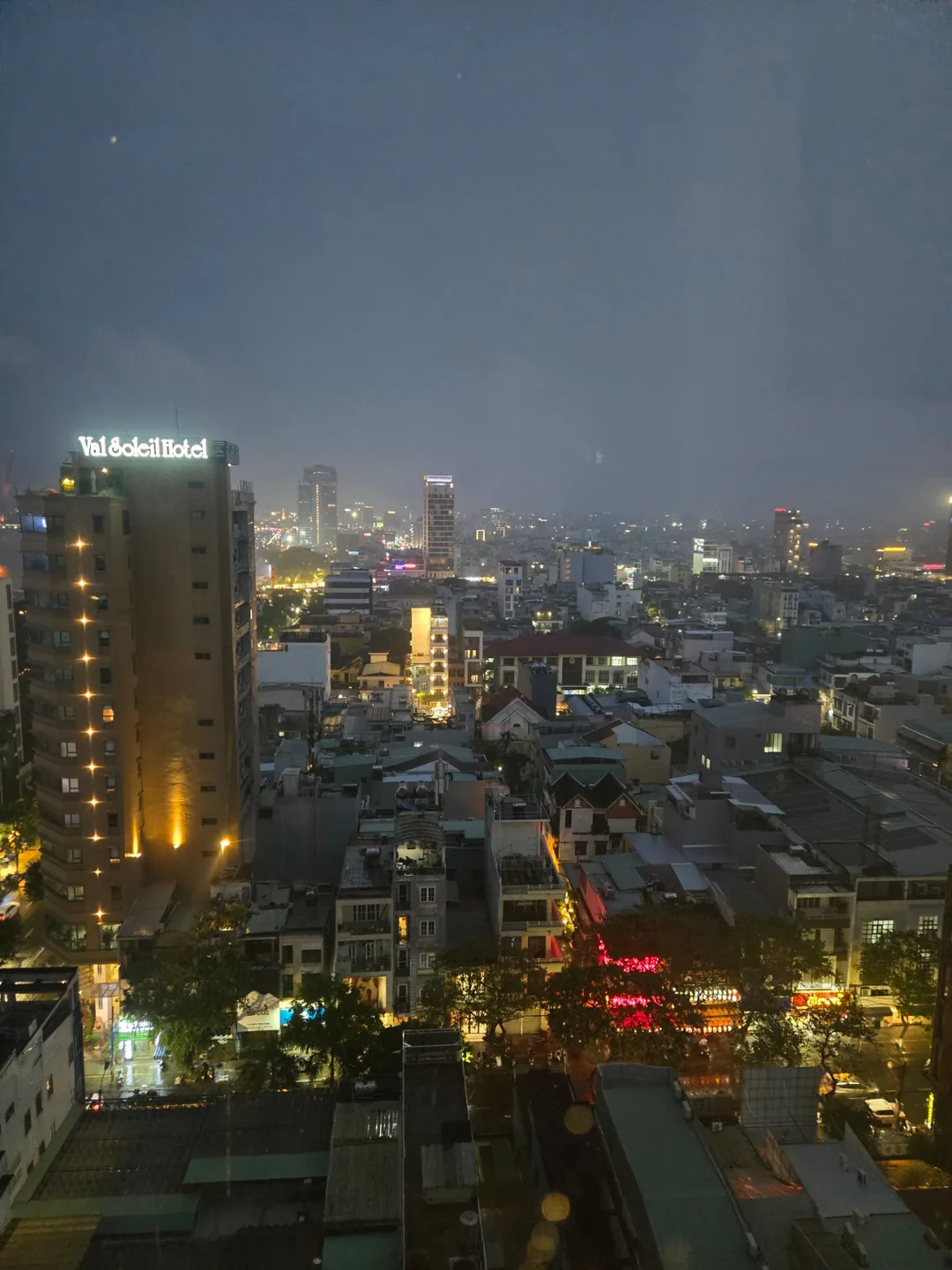 🇻🇳 ☔️ Đà Nẵng trong cơn mưa...