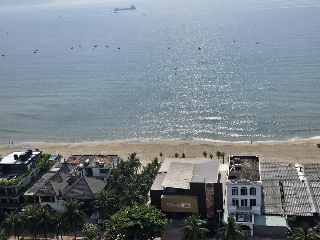 🇻🇳 (Đánh giá phòng 9) Hồ bơi trên sân thượng khách sạn Phuc Long Luxury