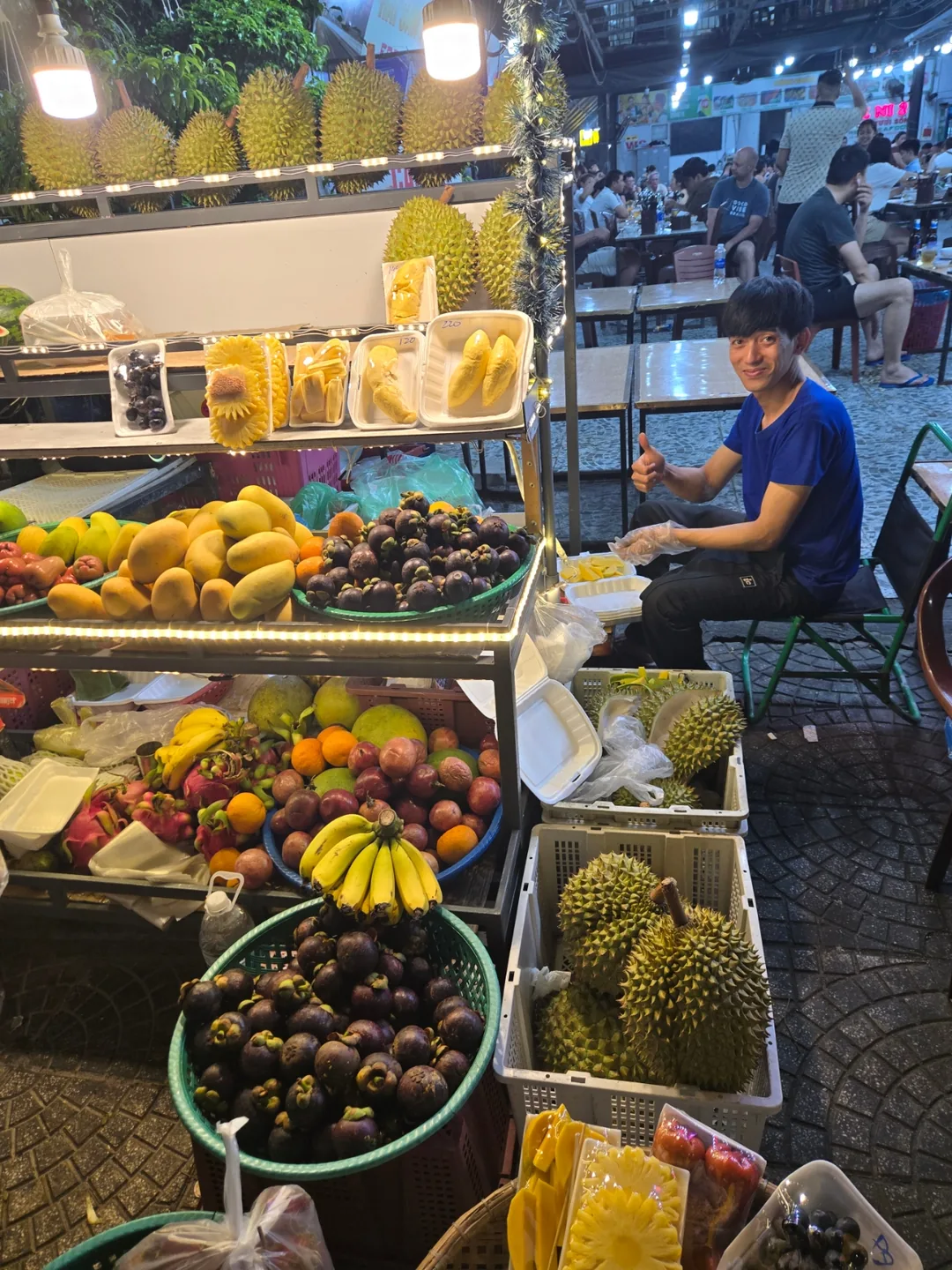🇻🇳 (Đánh giá phòng 9) Quán trái cây vỉa hè ngon