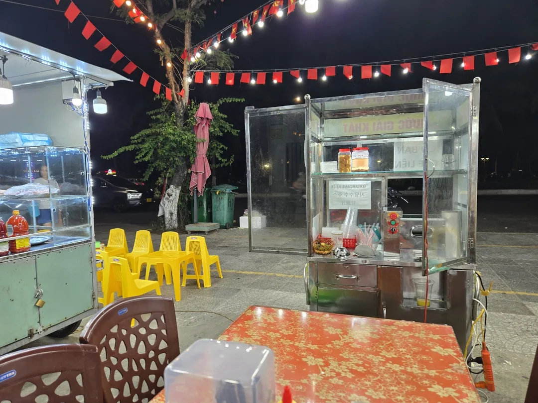 🇻🇳 (Bài review lần thứ 9) Cơm niêu Hồng Phúc Biển - nhà hàng Việt Nam