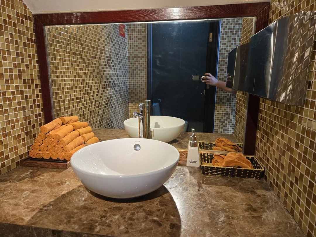 🇻🇳 (Đánh giá phòng 9) Noah Spa