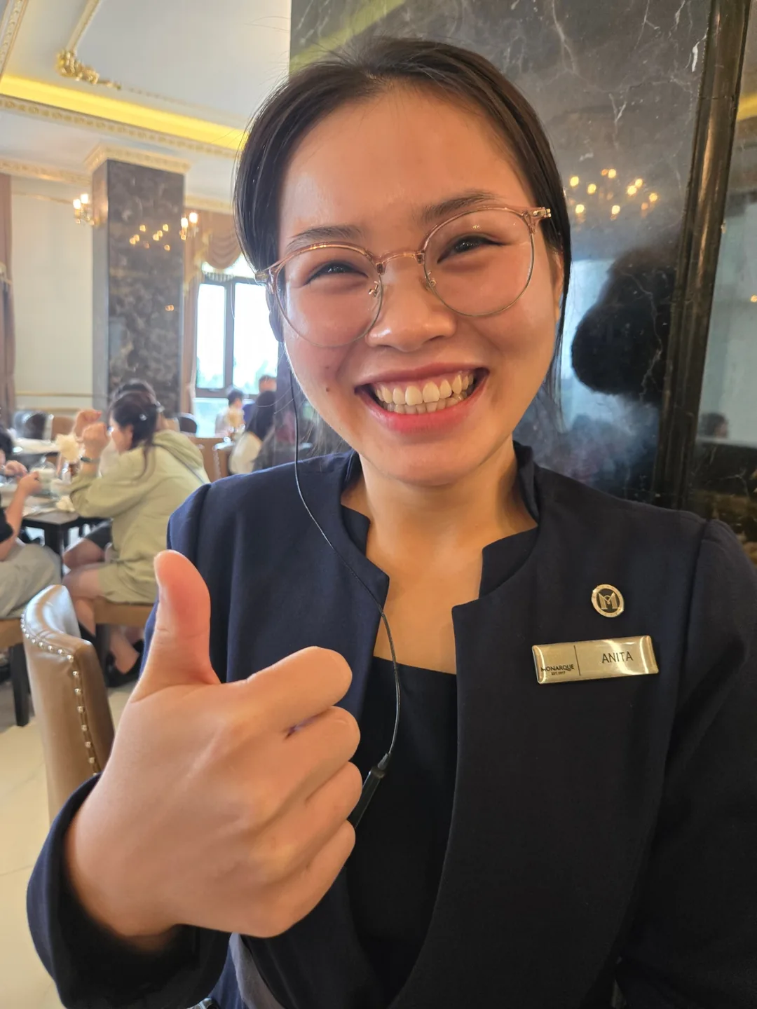 🇻🇳✍️ Đánh giá phòng 8. Bữa sáng khách sạn Monarch