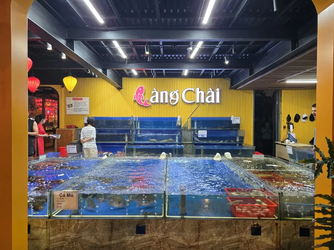 🇻🇳 (Đánh giá quán thứ 8) Nhà hàng hải sản Làng Chài