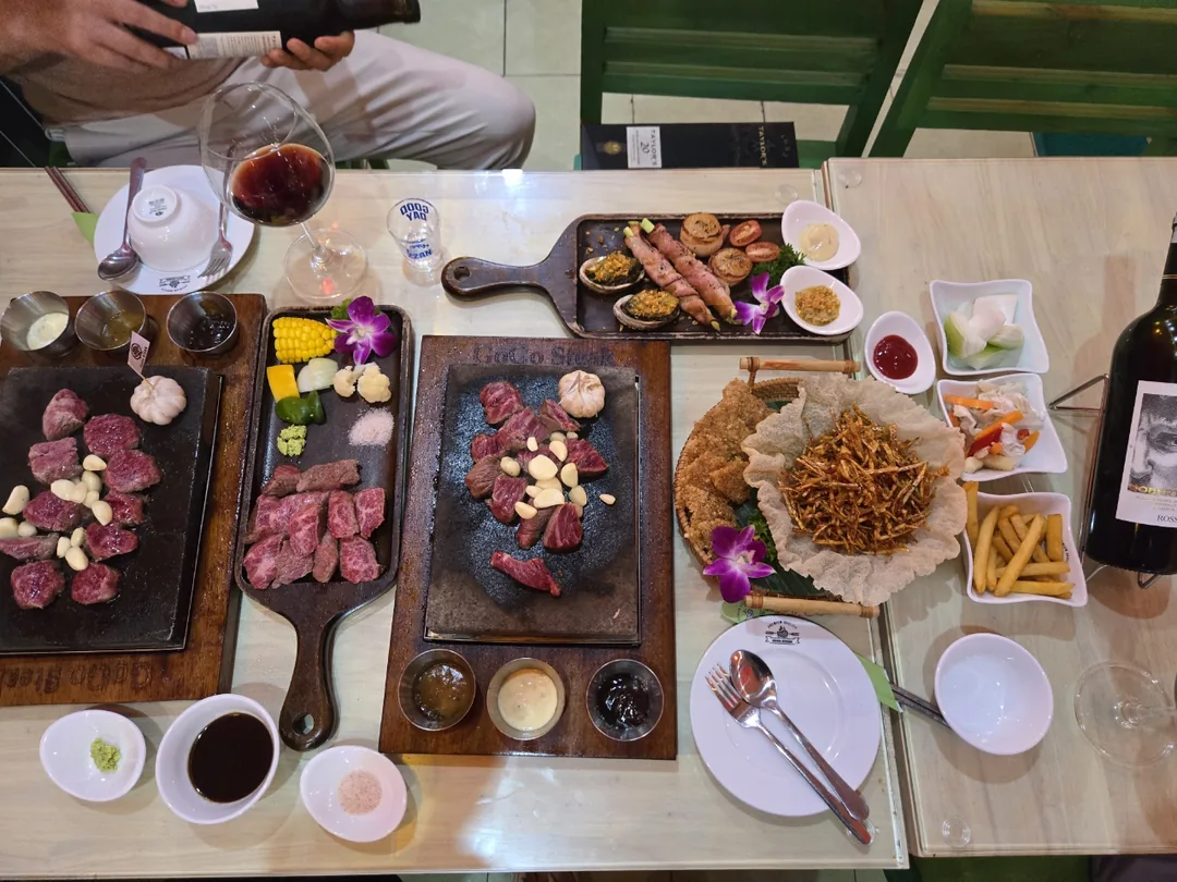 🇻🇳 (Đánh giá phòng 9) Quán bít tết ngon GoGo Steak Danang‼️
