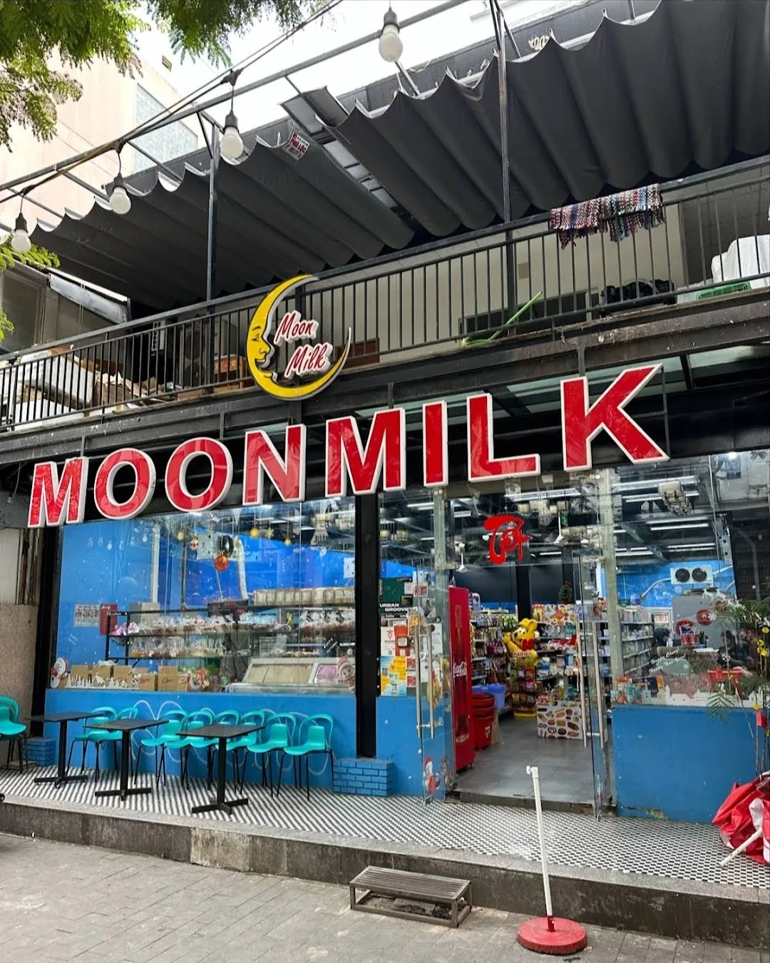 🇻🇳 (Đánh giá phòng 9) Cửa hàng tạp hóa MOONMILK