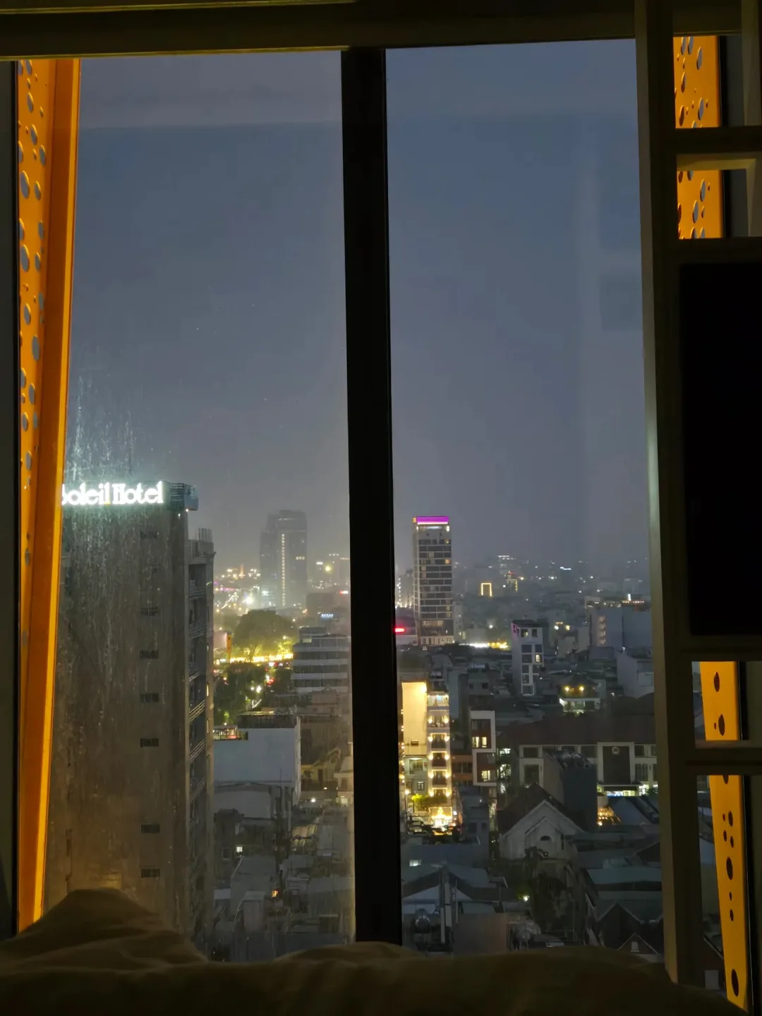 🇻🇳 (Đánh giá phòng số 9) Xin giới thiệu phòng của khách sạn Wink^^