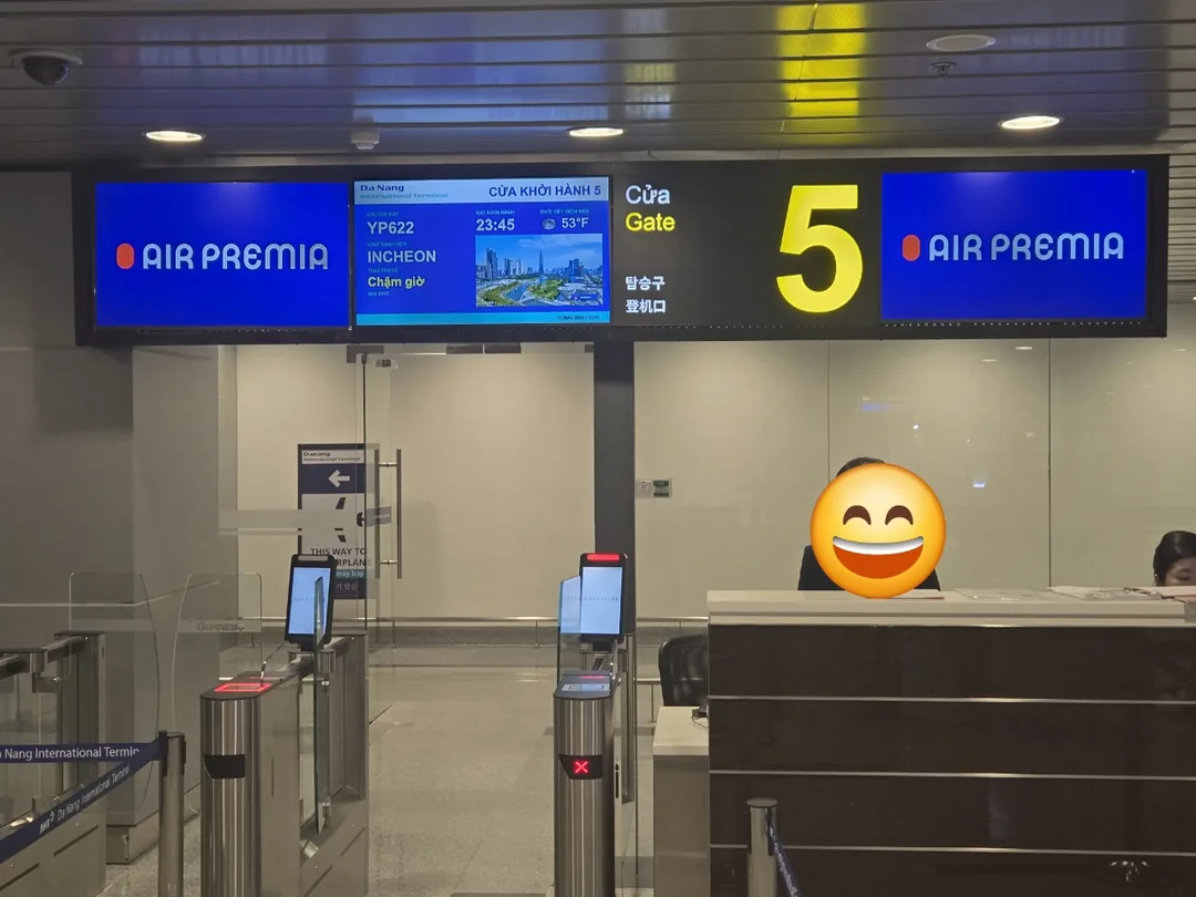 🇻🇳 (Đánh giá phòng số 9) Trong thời gian chờ trước khi lên máy bay...