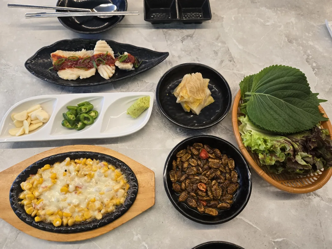(Du lịch 3) Nhà hàng sashimi làng đảo