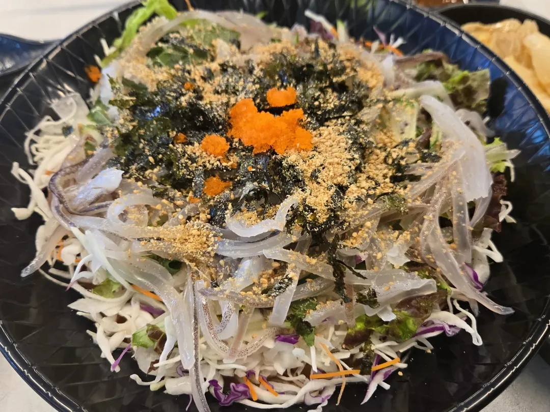 (Du lịch 3) Nhà hàng sashimi làng đảo
